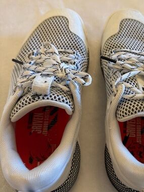 Under Armour White Mesh Volleyball Sneakers with Black Accents Size 7